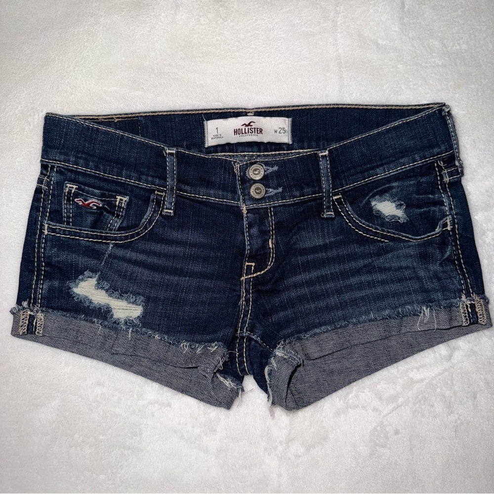 Hollister Women's Distressed Dark Blue Jean Shorts size 1 (25)